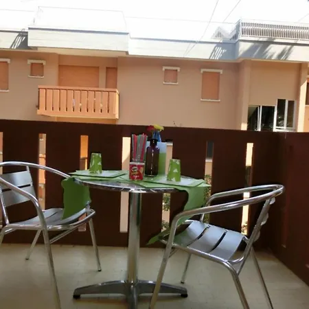 Apartment Sunny Flat With Terrace - Beahost *